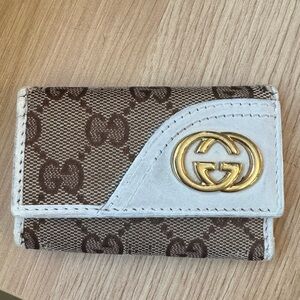 Gucci Brown and Cream Key Holder with Gold Logo
